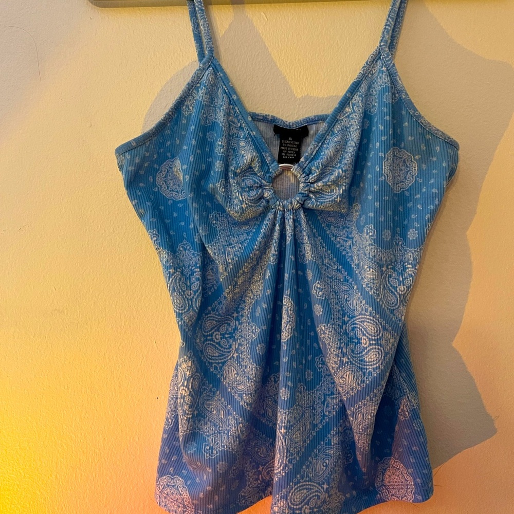 Blue patterned cropped tank.